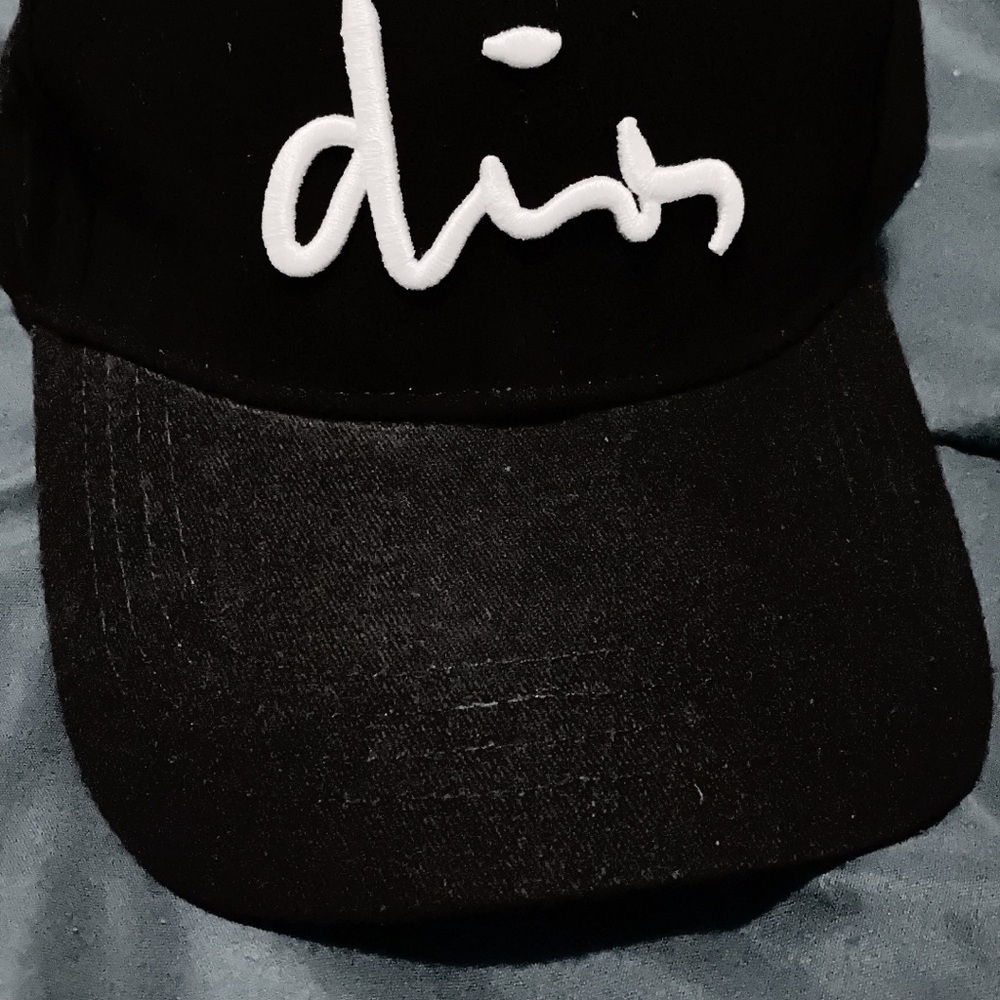 Lady hat - Picture 3 of 3
